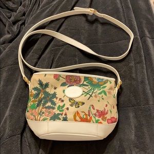 Vintage Gucci Floral Small Crossbody bag.